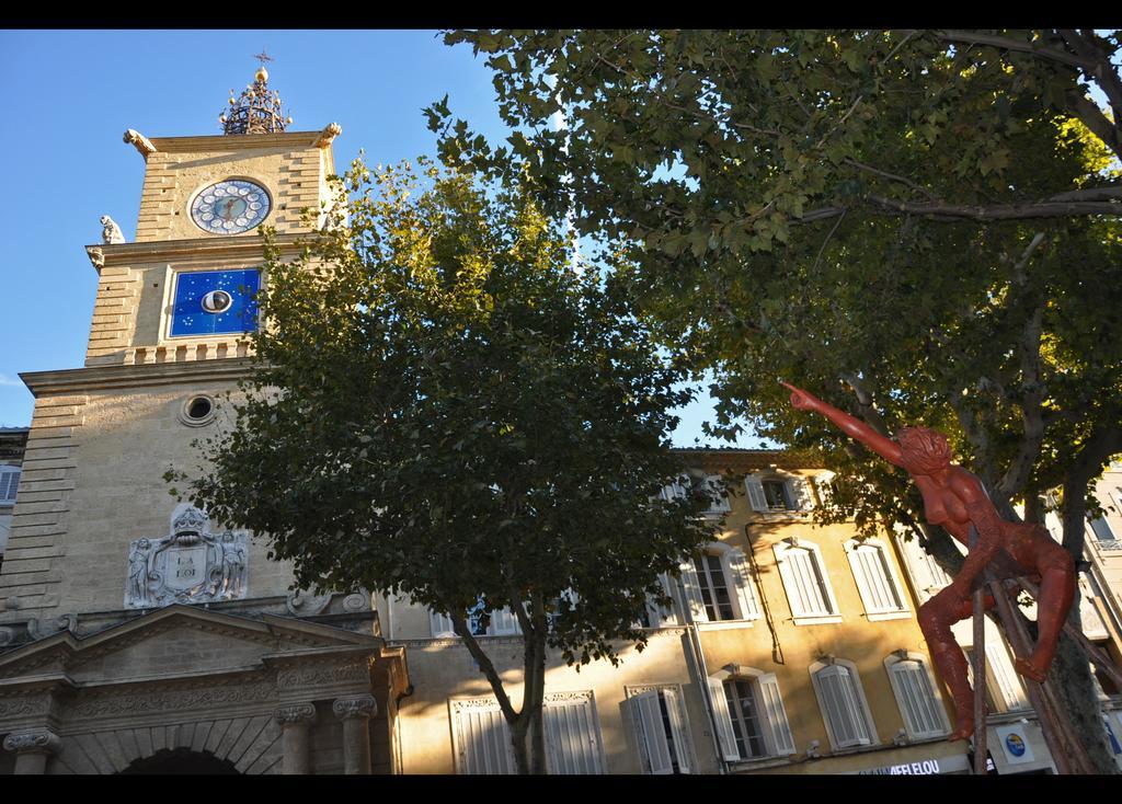Hôtel Select Salon-de-Provence Exterior foto